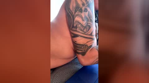 sexychas28 online show from December 22, 6:14 pm