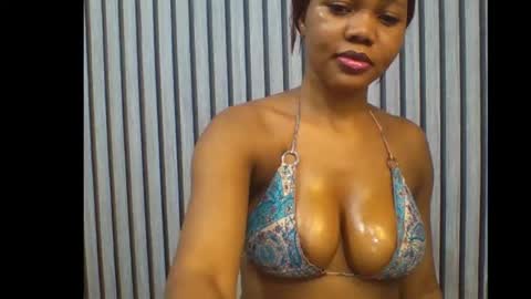 sexyeye368293 online show from October 10, 10:47 pm