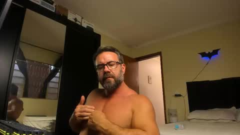 chris online show from January 10, 6:13 pm