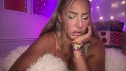 Ashley Love online show from June 5, 8:53 am