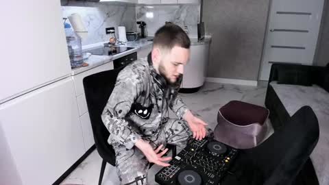 Snapshot of sexykolya chatting on January 20, 10:37 pm Kolya online show from January 20, 10:37 pm