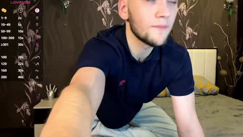 Snapshot of sexykolya chatting on December 4, 9:18 pm Kolya online show from December 4, 9:18 pm
