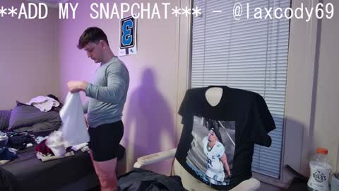 sexylax69 online show from January 8, 1:32 am