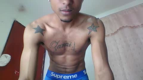 Snapshot of sexyleon69 chatting on October 28, 3:51 am Sexy leon online show from October 28, 3:51 am