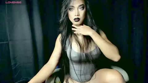 April online show from February 9, 9:39 pm