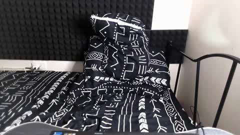 Lily online show from October 2, 5:06 am