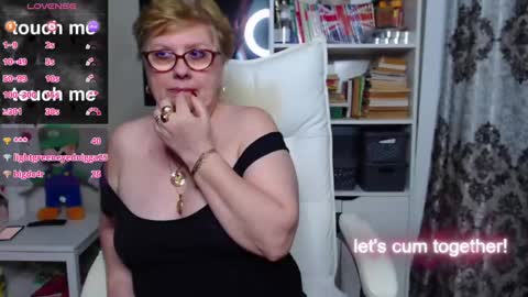sexylynette4u online show from February 20, 4:58 pm
