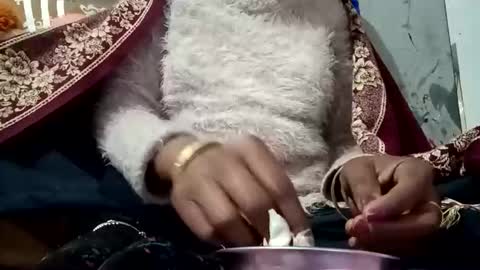 sexymaya8642 online show from December 16, 5:03 am