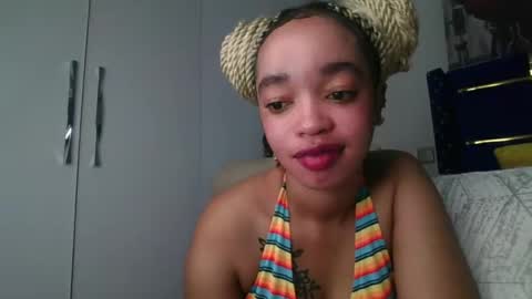 mel online show from April 4, 2:13 pm