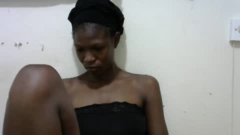 sexynana2001 online show from May 30, 2:54 am
