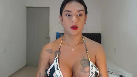 Natalia Duran online show from February 16, 9:24 pm