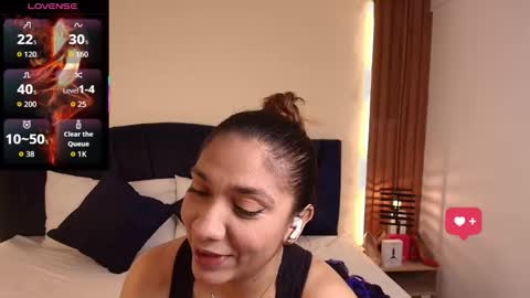 R A C H E L online show from March 17, 11:59 am