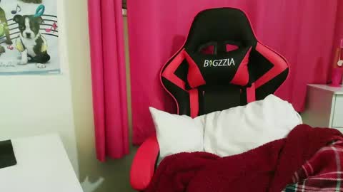 sexysmiley109 online show from December 21, 4:19 am