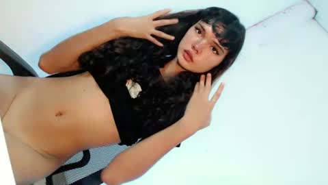 Snapshot of sexytight_tanya chatting on March 11, 8:19 am sexytight_tanya online show from March 11, 8:19 am