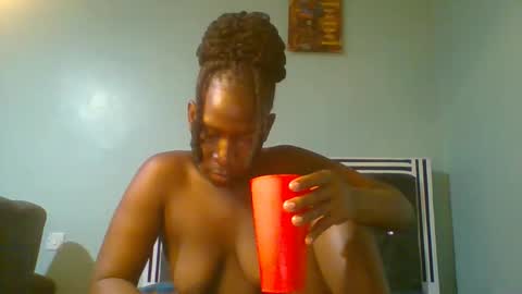 VIVIAN online show from March 4, 7:51 am