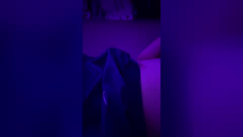 here4fun online show from June 24, 2:29 am