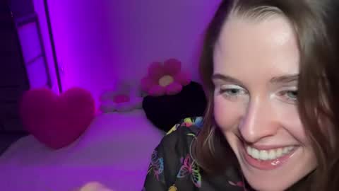 shadebabe online show from June 20, 6:08 am