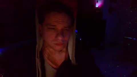 shades455 online show from April 9, 8:31 am