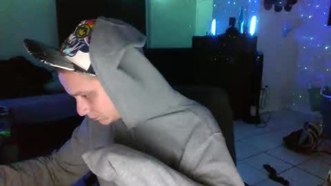 shades455 online show from February 17, 7:18 am