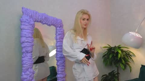 Chris online show from January 19, 2:38 pm