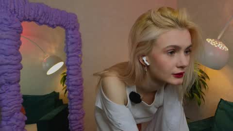 Chris online show from January 23, 11:15 am