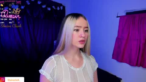 Shaira Clark online show from April 19, 1:39 am