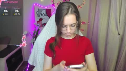 Vivian online show from December 5, 3:43 pm