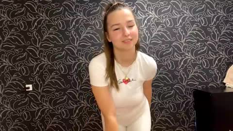 Iris online show from September 13, 8:11 pm