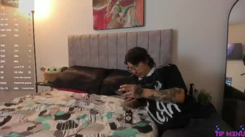 shamelesss_ online show from June 17, 1:10 am