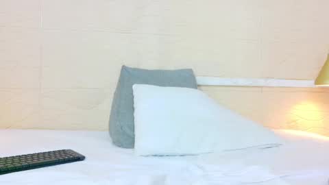 Snapshot of shamira_moore chatting on October 11, 12:04 am Catalina online show from October 11, 12:04 am