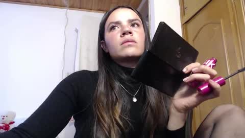 Snapshot of shanel_lozano chatting on October 7, 6:48 pm shanel_lozano online show from October 7, 6:48 pm