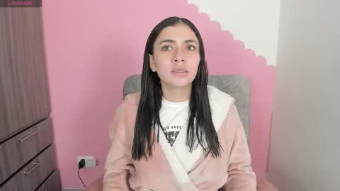 Emily online show from December 21, 2:12 pm