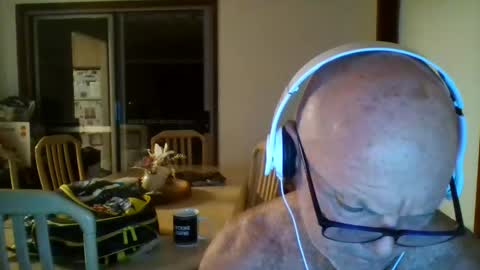 shaneo781570 online show from April 19, 6:10 pm