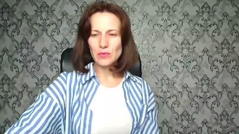 Shannen online show from November 27, 6:26 pm