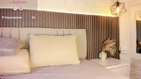 SHANON online show from October 10, 8:03 pm