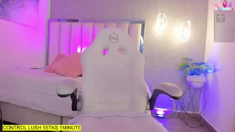 Shantal online show from March 5, 12:14 pm