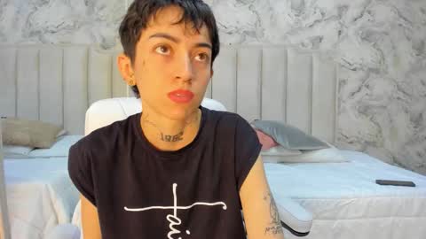 Shantal online show from February 20, 9:44 am