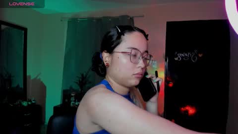 Cat-FOLLOWME and we talk IGshantal cerezo online show from February 16, 7:45 pm