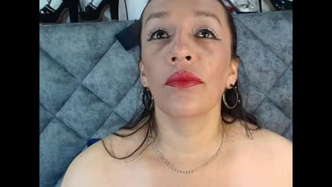 shantey online show from June 5, 3:39 pm