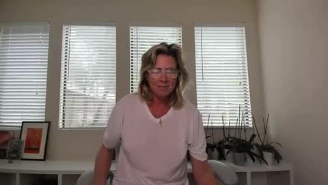 Sharkgirl online show from December 29, 4:51 pm