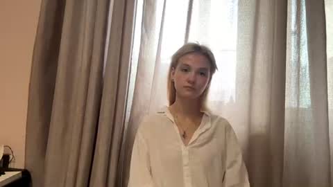 Anne online show from August 5, 7:49 am