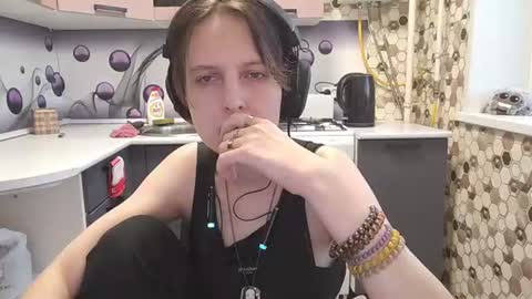 Sara online show from July 22, 5:04 pm