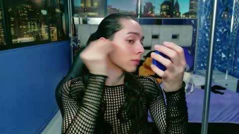 Sharlond online show from April 19, 1:56 pm