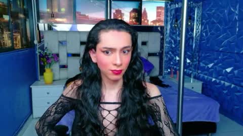 Sharlond online show from April 14, 1:58 pm