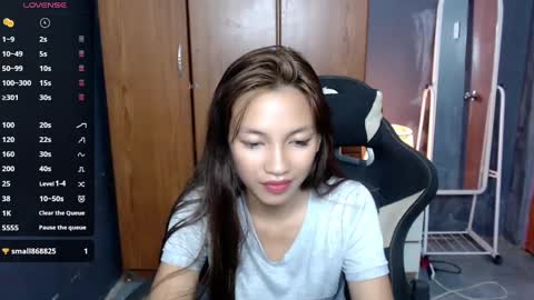 sharminex online show from December 7, 4:37 am