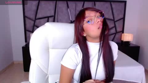 sharon_rosse__ online show from February 26, 2:27 pm