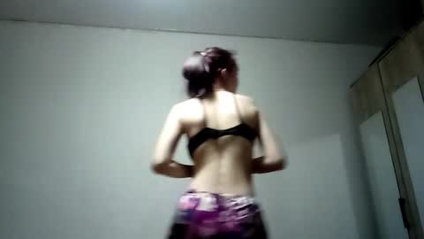 Annette online show from December 23, 8:53 am