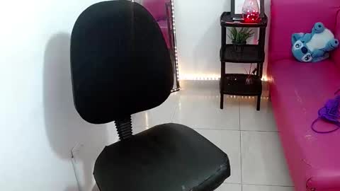 Shawny carson online show from April 18, 7:58 pm