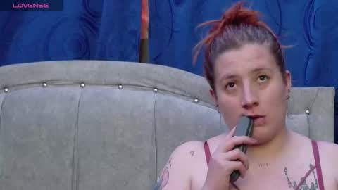 Shayla  online show from November 10, 2:31 pm