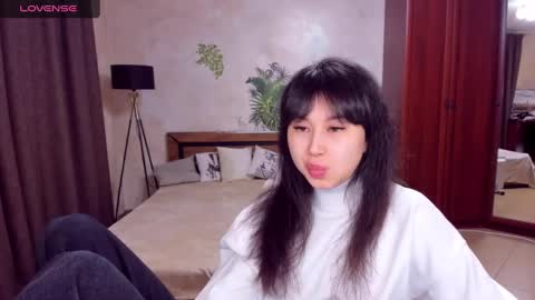 Snapshot of sheilafreman chatting on January 26, 4:41 am Sheila online show from January 26, 4:41 am